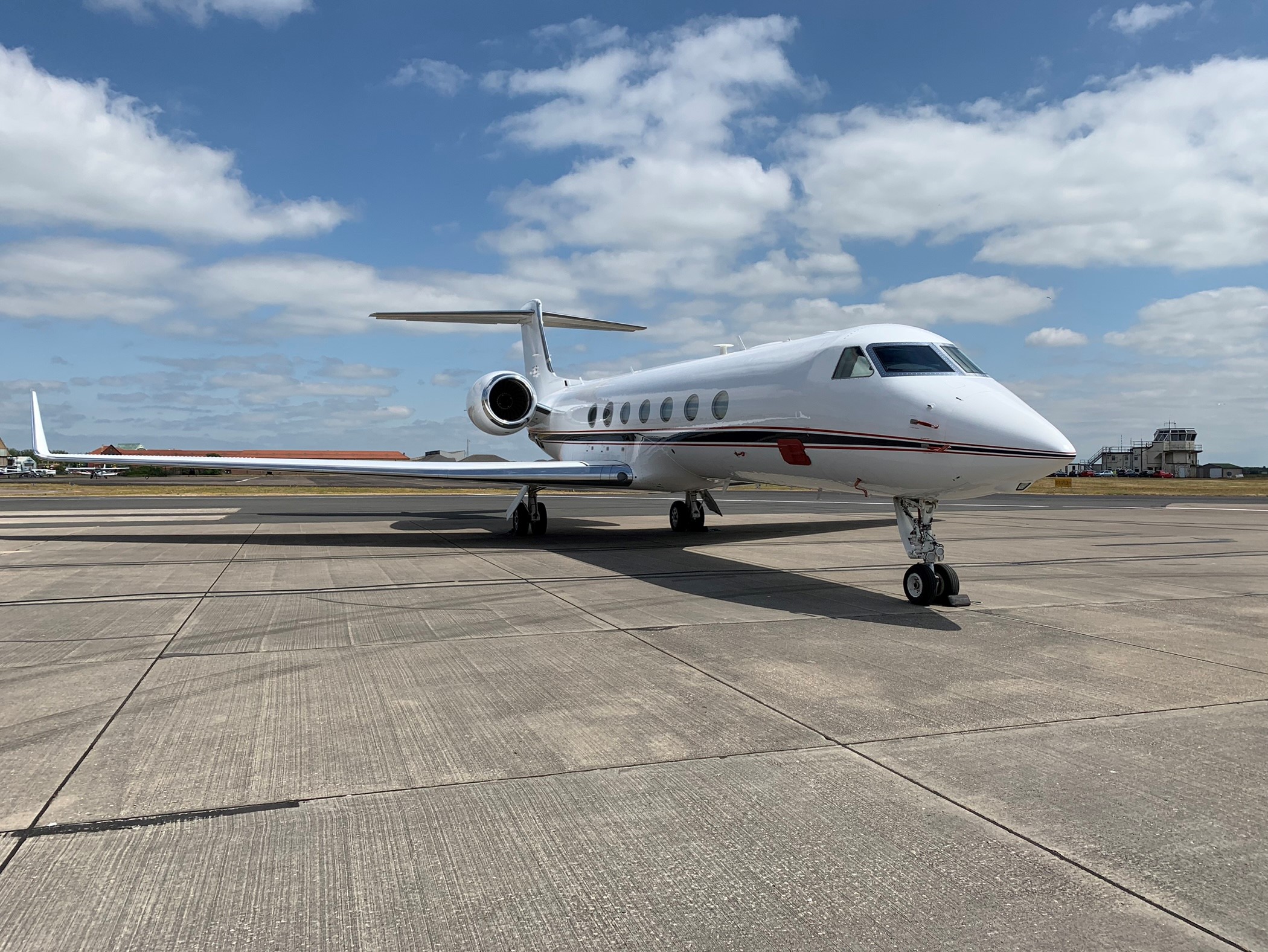 Corporate Handling & Airport Charter